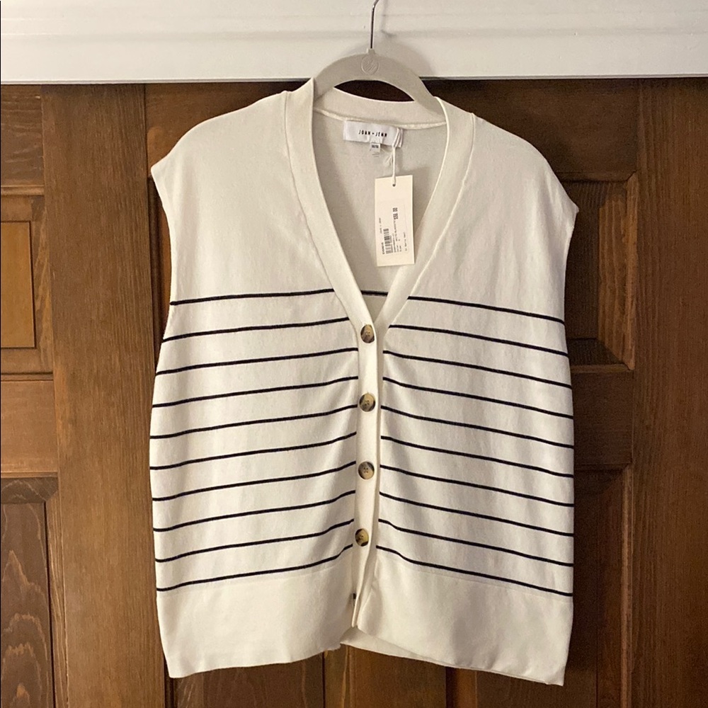 NWT John + Jenn St Barts White navy button down sleeveless vest medium Evereve